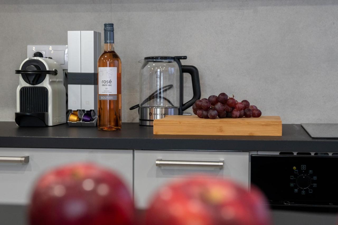 Central Suites Aegina 1 외부 사진