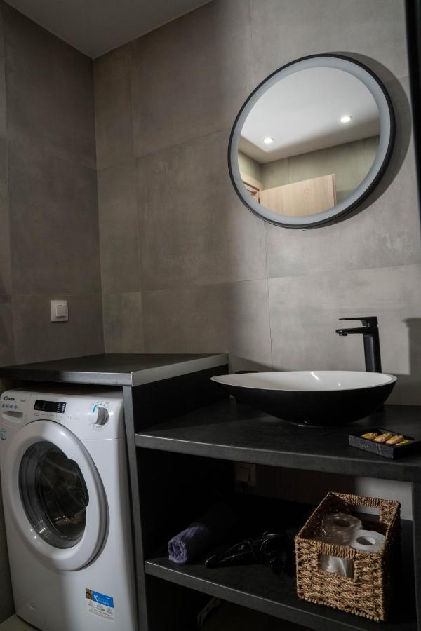 Central Suites Aegina 1 외부 사진