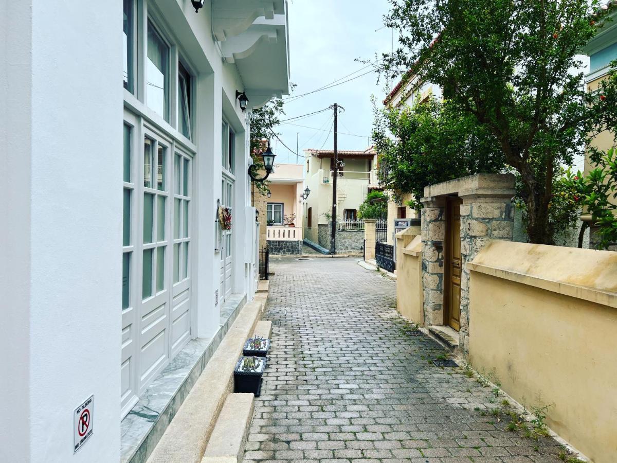 Central Suites Aegina 1 외부 사진